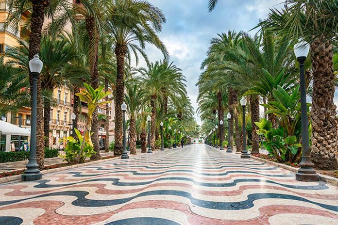 Centrico Y Espacioso Piso En Barrio Tranquilo Аликанте Экстерьер фото